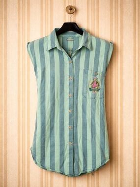 Short Circuit  wide stripe button down  floral embroidery blouse M